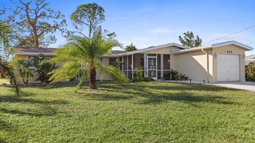 Cozy Family Friendly Home near Mineral Springs in Warm Mineral Springs Cozy Family Friendly Home near Mineral Springs in Warm Mineral Springs