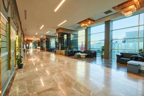 Előcsarnok, Dedeman Park Elazig in Elazig Előcsarnok, Dedeman Park Elazig in Elazig