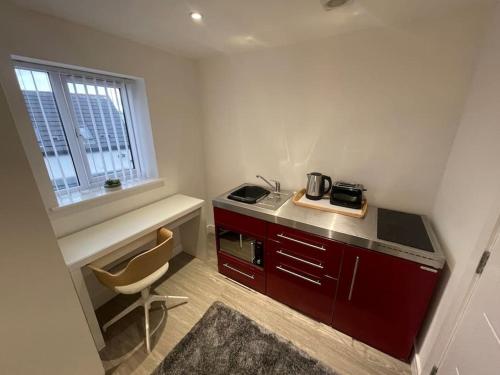 مطبخ, 3 Studio close to amenities & transport links in فيلتون مطبخ, 3 Studio close to amenities & transport links in فيلتون