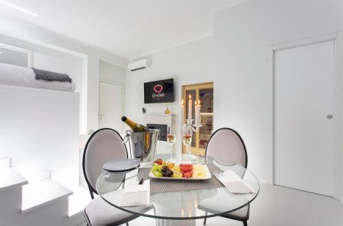 Facilities, Love Suite Roma - Il Nido d'Amore in San Giovanni Facilities, Love Suite Roma - Il Nido d'Amore in San Giovanni