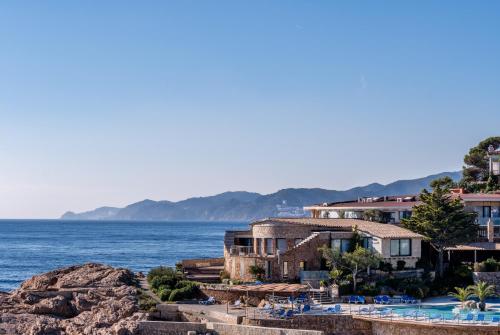 Eden Roc Hotel & Spa by Brava Hoteles in سان فيليو دي غيشول Eden Roc Hotel & Spa by Brava Hoteles in سان فيليو دي غيشول