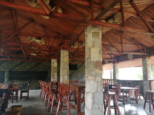 Restoran, Murchison Backpackers in Masindi Restoran, Murchison Backpackers in Masindi