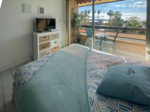 Les balcons de Bandol Centre ville avec vue mer et face a la plage in เลกูเช Les balcons de Bandol Centre ville avec vue mer et face a la plage in เลกูเช