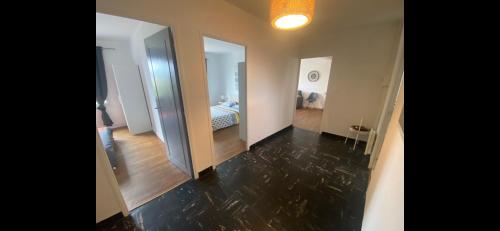 Fabuleux T3 climatisé de 85 m2, situé au calme avec grand parking gratuit privé ,Fibre wifi (Fabuleux T3 climatise de 85 m2, situe au calme avec grand parking gratuit prive ,Fibre wifi) in St Gaudens Fabuleux T3 climatisé de 85 m2, situé au calme avec grand parking gratuit privé ,Fibre wifi (Fabuleux T3 climatise de 85 m2, situe au calme avec grand parking gratuit prive ,Fibre wifi) in St Gaudens