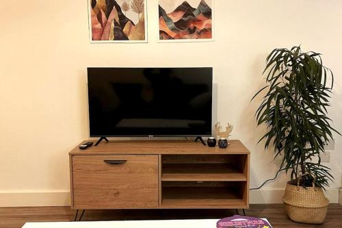 Cosy 1 bedroom apartment with car park space. in West Bromwich Cosy 1 bedroom apartment with car park space. in West Bromwich