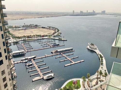 SuperHost - Stylish Apartment Facing Creek Harbour in Dubai Festival City SuperHost - Stylish Apartment Facing Creek Harbour in Dubai Festival City