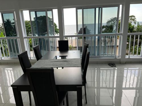 Terraza/balcón, Swiss Cottage in Kribi Terraza/balcón, Swiss Cottage in Kribi