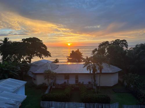 Навколишнє середовище, Swiss Cottage in Крібі Навколишнє середовище, Swiss Cottage in Крібі