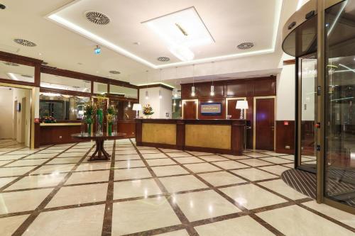Hành lang, Hotel International Iasi in Iasi Hành lang, Hotel International Iasi in Iasi