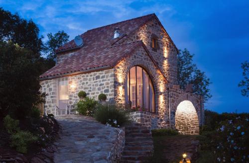 Ulaz, B&B Maison des Etoiles Chambre d'hotes Adult Only in Verrieres Ulaz, B&B Maison des Etoiles Chambre d'hotes Adult Only in Verrieres