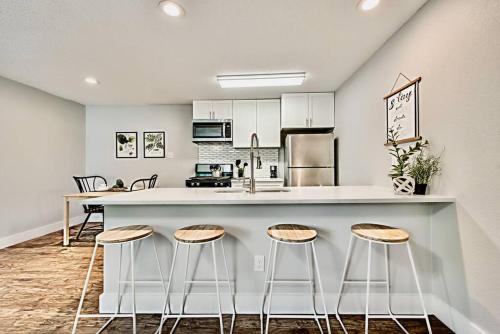 Lovely Dallas Flat Near Downtown in East Dallas Lovely Dallas Flat Near Downtown in East Dallas