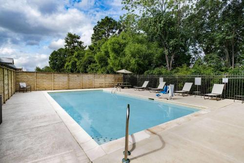 View, La Quinta Inn & Suites by Wyndham Chattanooga - East Ridge in Chattanooga (TN) View, La Quinta Inn & Suites by Wyndham Chattanooga - East Ridge in Chattanooga (TN)