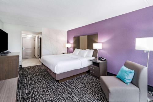 La Quinta Inn & Suites by Wyndham Chattanooga - East Ridge in Chattanooga (TN) La Quinta Inn & Suites by Wyndham Chattanooga - East Ridge in Chattanooga (TN)
