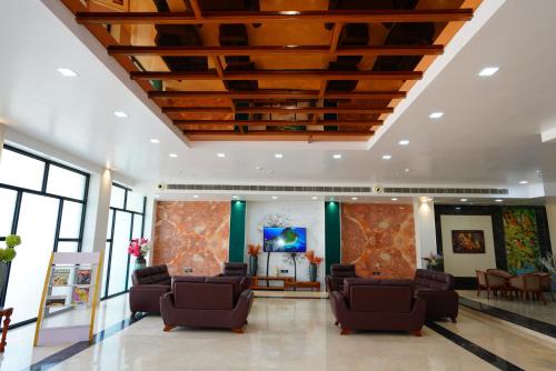 Lobby, ECONOH HOTEL in Steel Plant Twp Lobby, ECONOH HOTEL in Steel Plant Twp