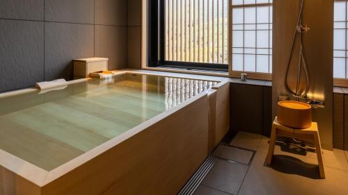 Bathroom, Fufu Kyoto near Eikando Zenrinji Temple Bathroom, Fufu Kyoto near Eikando Zenrinji Temple
