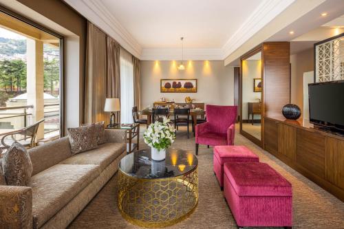 Hotel Celik Palace Convention Center Thermal Spa in Bursa Hotel Celik Palace Convention Center Thermal Spa in Bursa