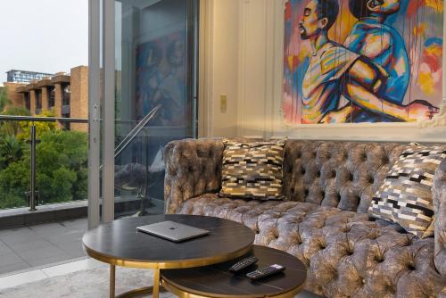 Balcony/terrace, The Apex on Smuts Luxury Apartments in Rosebank Balcony/terrace, The Apex on Smuts Luxury Apartments in Rosebank