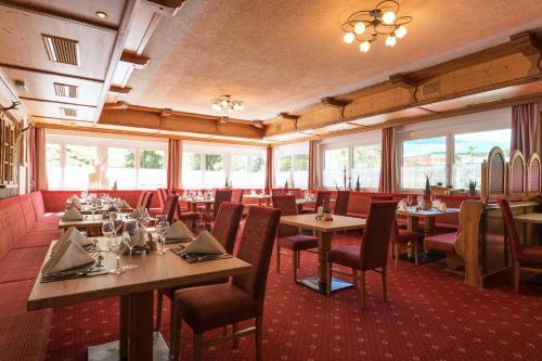 Restaurant, Hotel Hollroah in Kappl Restaurant, Hotel Hollroah in Kappl