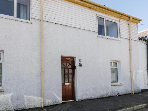 Exterior view, 62 Main Street in Kirkcolm Exterior view, 62 Main Street in Kirkcolm