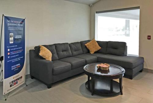 Lobby, Rodeway Inn South in Calhoun (GA) Lobby, Rodeway Inn South in Calhoun (GA)