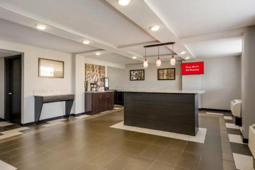 Lobby, Red Roof Inn Alexandria, LA in Alexandria (LA) Lobby, Red Roof Inn Alexandria, LA in Alexandria (LA)