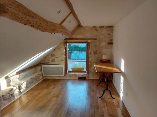 Charmante Maison avec grand jardin lisière forêt (Charmante Maison avec grand jardin lisiere foret) in Crepy-En-Valois Charmante Maison avec grand jardin lisière forêt (Charmante Maison avec grand jardin lisiere foret) in Crepy-En-Valois