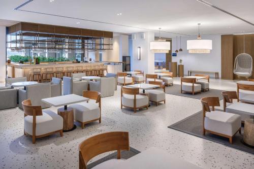 Bar/lounge, Radisson Beach Resort Palm Jumeirah Dubai in Palm Jumeirah Bar/lounge, Radisson Beach Resort Palm Jumeirah Dubai in Palm Jumeirah