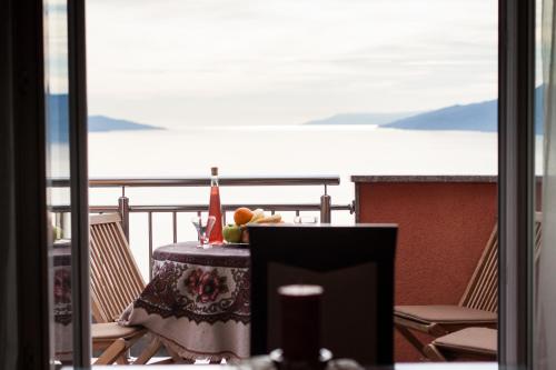 ระเบียง/ชานเรือน, Apartments Adria Blue in ซิโควิซี ระเบียง/ชานเรือน, Apartments Adria Blue in ซิโควิซี