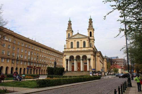 Lumina 4-room apart with large balcony