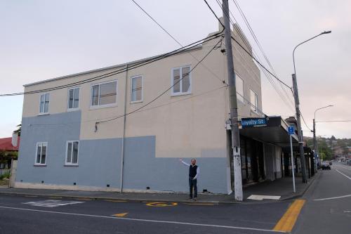 3 spacious bedrooms in South Dunedin 3 spacious bedrooms in South Dunedin