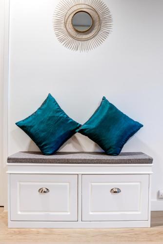 Guestroom, The Hamptons - Lux 2 Bed 2 Bath, Pool - Central Location in Dickson Guestroom, The Hamptons - Lux 2 Bed 2 Bath, Pool - Central Location in Dickson
