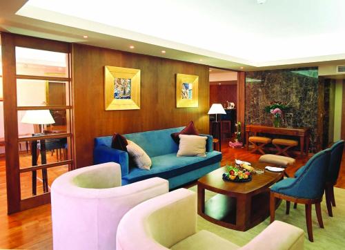 아담스 비치 호텔 (Adams Beach Hotel) in 아이아 나파 아담스 비치 호텔 (Adams Beach Hotel) in 아이아 나파