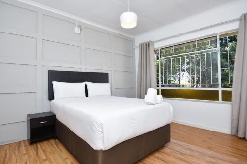 Spacious Menlyn Maine Villa in นิวแลนด์ Spacious Menlyn Maine Villa in นิวแลนด์
