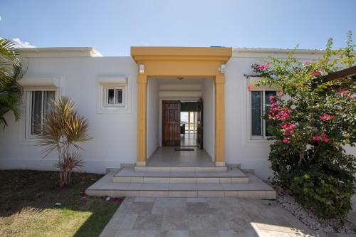 Reflection Y 5 Star Villa in Lowlands Reflection Y 5 Star Villa in Lowlands