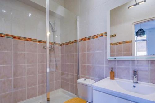 2pas Bordeaux, immeuble , 2 Appts , jardin in Talence 2pas Bordeaux, immeuble , 2 Appts , jardin in Talence