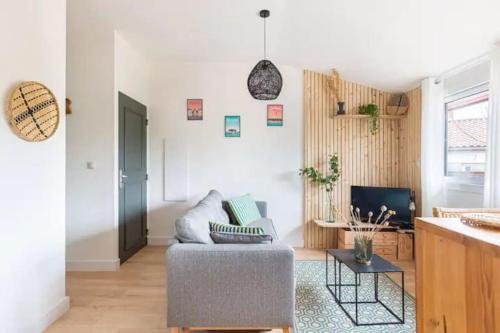 2pas Bordeaux, immeuble , 2 Appts , jardin in Talence 2pas Bordeaux, immeuble , 2 Appts , jardin in Talence