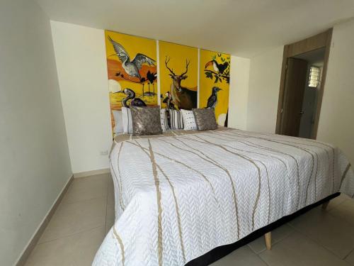 ENCANTADOR APARTAMENTO CON VISTA A LAS MONTANAS CON PISCINA y PARQUEADERO SECTOR DE CALMABEO MUY CER in Ibague ENCANTADOR APARTAMENTO CON VISTA A LAS MONTANAS CON PISCINA y PARQUEADERO SECTOR DE CALMABEO MUY CER in Ibague