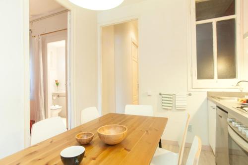 This photo about Lodging Apartments Sagrada Familia shared on HyHotel.com