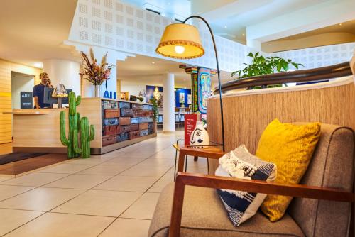 Lobby, Ibis Paris La Villette Cite Des Sciences 19Eme in 19th - Buttes-Chaumont Lobby, Ibis Paris La Villette Cite Des Sciences 19Eme in 19th - Buttes-Chaumont