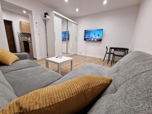 共用Lounge/電視區, Apartamenty w pełni wyposażone w CENTRUM MIASTA (Apartamenty w pelni wyposazone w CENTRUM MIASTA) in 伊諾弗羅茨瓦夫 共用Lounge/電視區, Apartamenty w pełni wyposażone w CENTRUM MIASTA (Apartamenty w pelni wyposazone w CENTRUM MIASTA) in 伊諾弗羅茨瓦夫