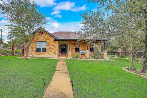 Stargazer Ranch in Dripping Springs (TX) Stargazer Ranch in Dripping Springs (TX)