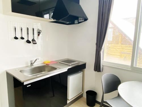 厨房, Q FOX GMG酒店 (Q FOX GMG HOTEL) in 新雪谷/二世谷 厨房, Q FOX GMG酒店 (Q FOX GMG HOTEL) in 新雪谷/二世谷