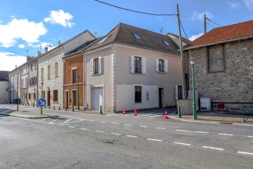 入口, La Bodeguita : Roissy CDG, Parc Astérix, Parc Des Expositions (La Bodeguita : Roissy CDG, Parc Asterix, Parc Des Expositions) in 勒普萊西呂扎爾舍 入口, La Bodeguita : Roissy CDG, Parc Astérix, Parc Des Expositions (La Bodeguita : Roissy CDG, Parc Asterix, Parc Des Expositions) in 勒普萊西呂扎爾舍