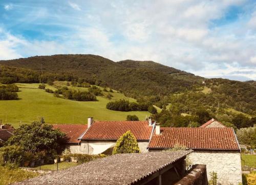 Coup de coeur a Arnave ! Grange cocooning et cosy! in Mercus-Garrabet Coup de coeur a Arnave ! Grange cocooning et cosy! in Mercus-Garrabet