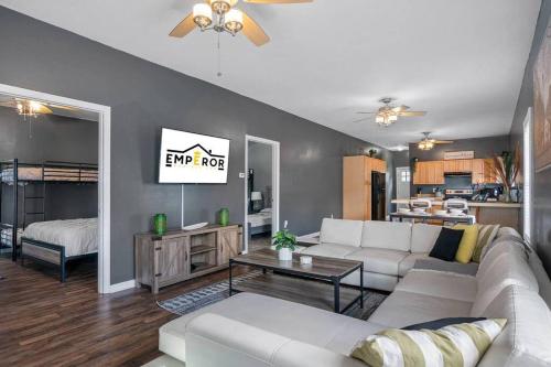 Wonderful 3 Bed 2 Bath House in Heart of YBOR City in Tampa City Center Wonderful 3 Bed 2 Bath House in Heart of YBOR City in Tampa City Center