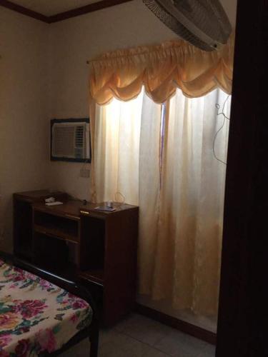 LPM Blue Vacation House (Pagbilao) in Tayabas LPM Blue Vacation House (Pagbilao) in Tayabas
