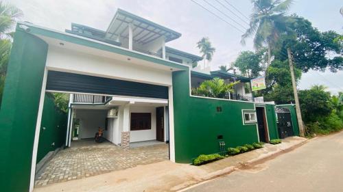 Lakshan Villa in Ja-Ela Lakshan Villa in Ja-Ela