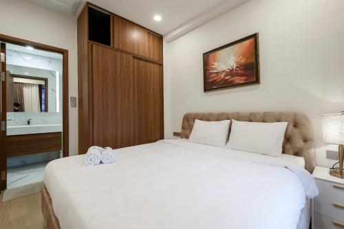 The Metropole Residences in District 2 The Metropole Residences in District 2