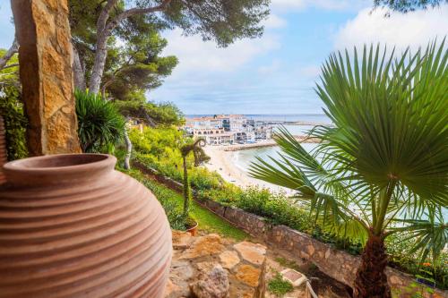 Villa Estrella del Mediterraneo in Roda De Bará Villa Estrella del Mediterraneo in Roda De Bará