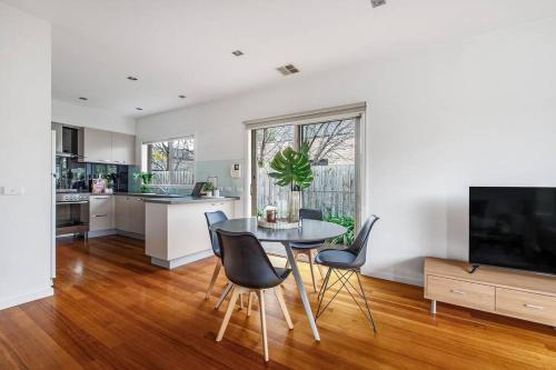 East Brighton Townhouse by Ready Set Host in 布萊頓 East Brighton Townhouse by Ready Set Host in 布萊頓